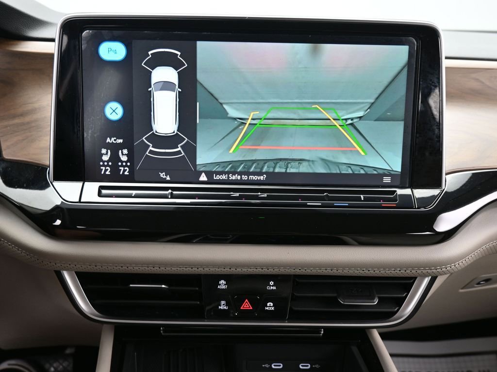 2025 Volkswagen Atlas SE