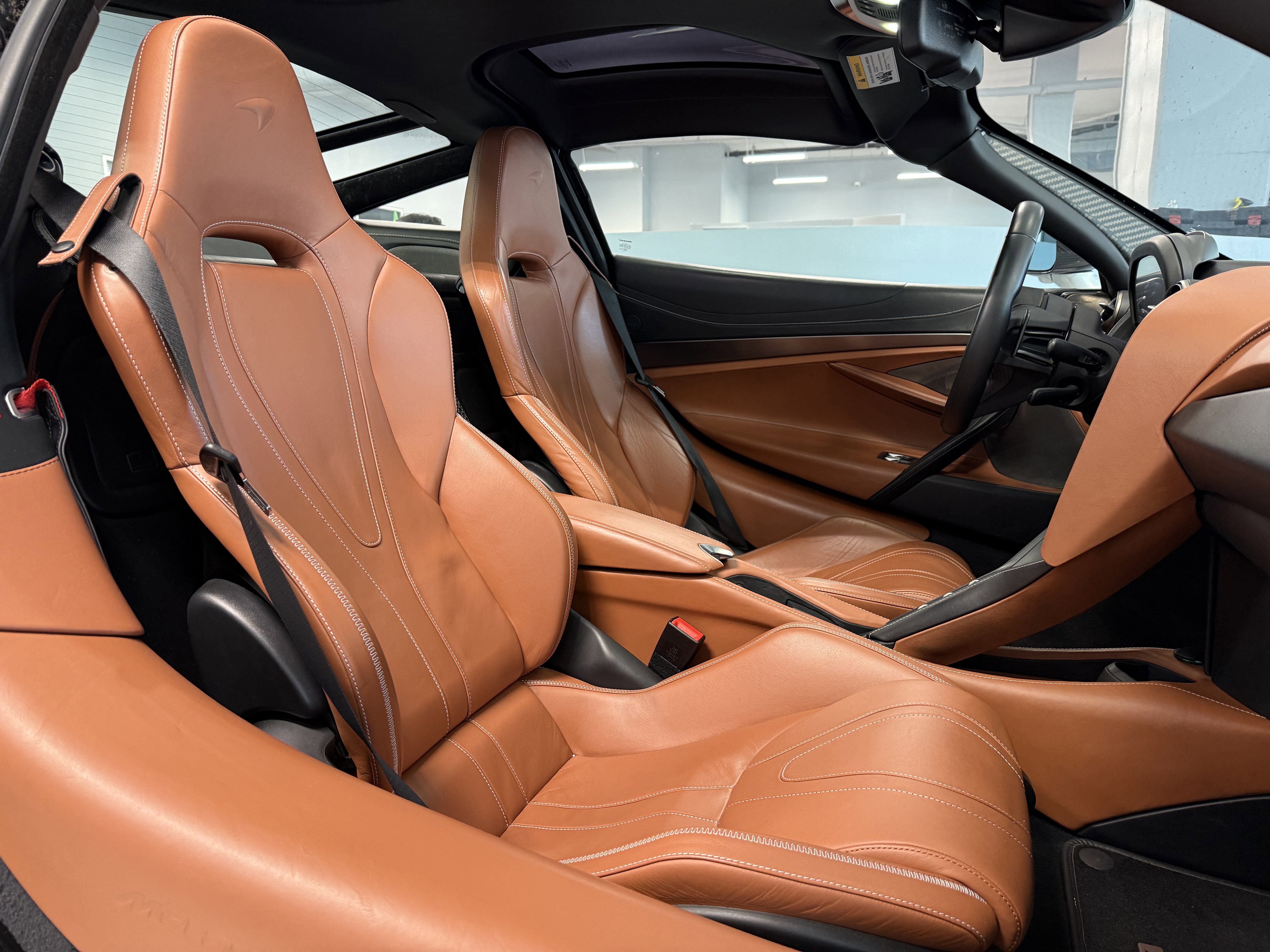 Used 2018 McLaren 720S photo 16