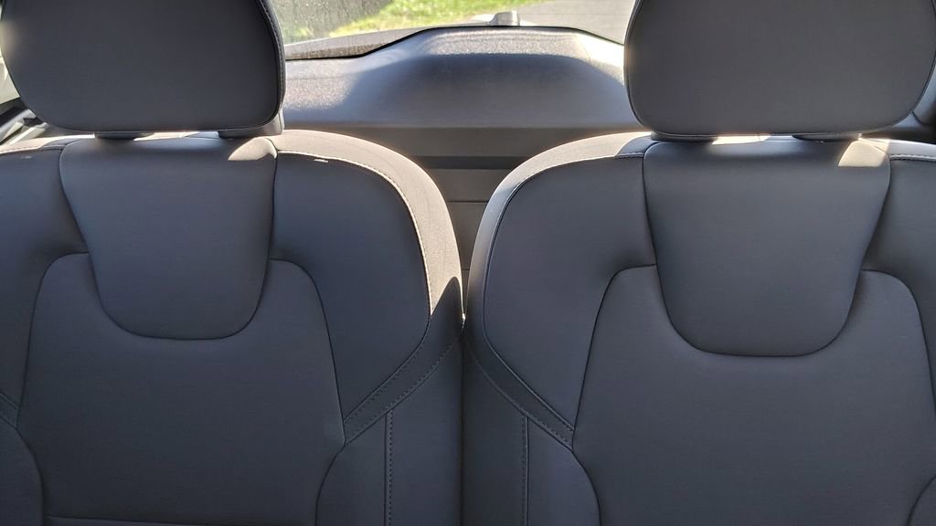 2026 Volvo Xc90 B6 Plus