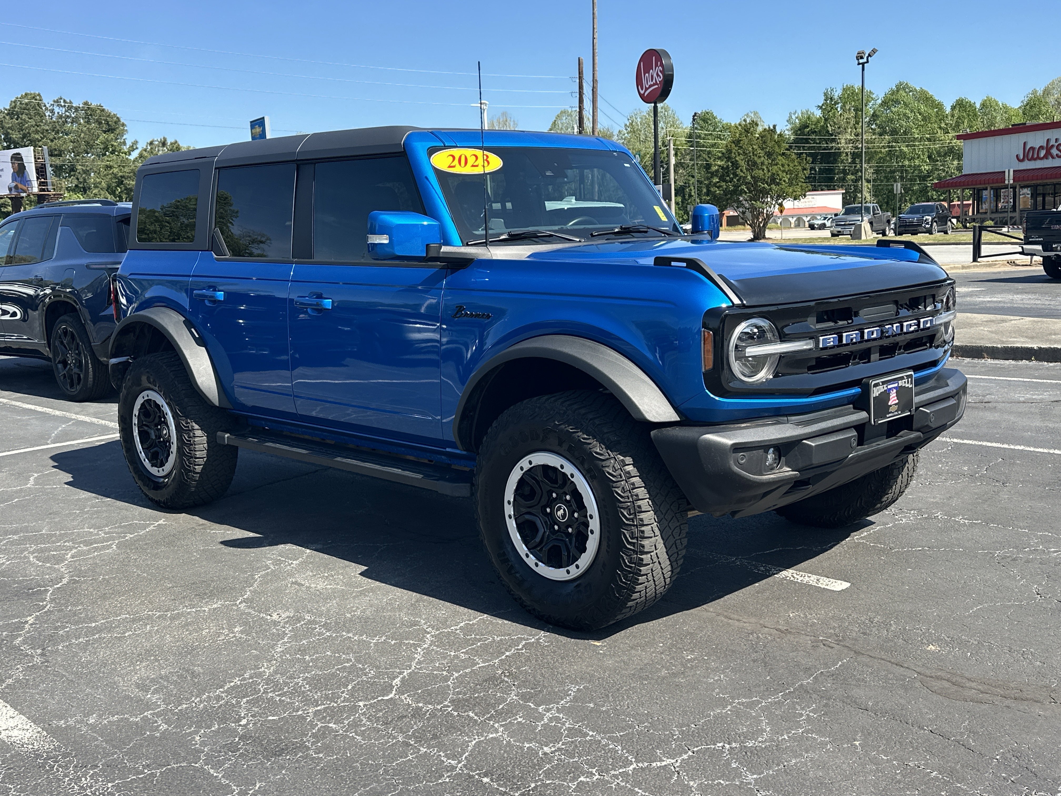 2023 Ford Bronco Outer Banks