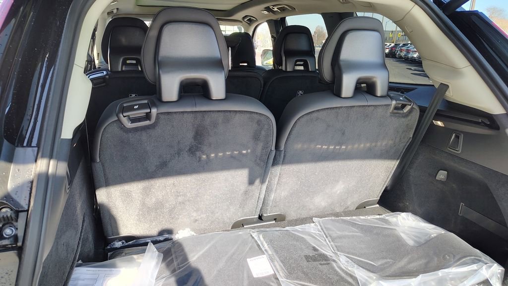 2026 Volvo Xc90 B6 Plus