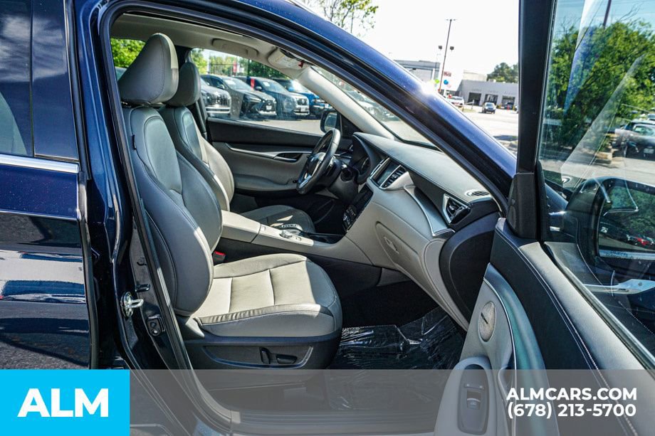 2023 INFINITI Qx50 Luxe