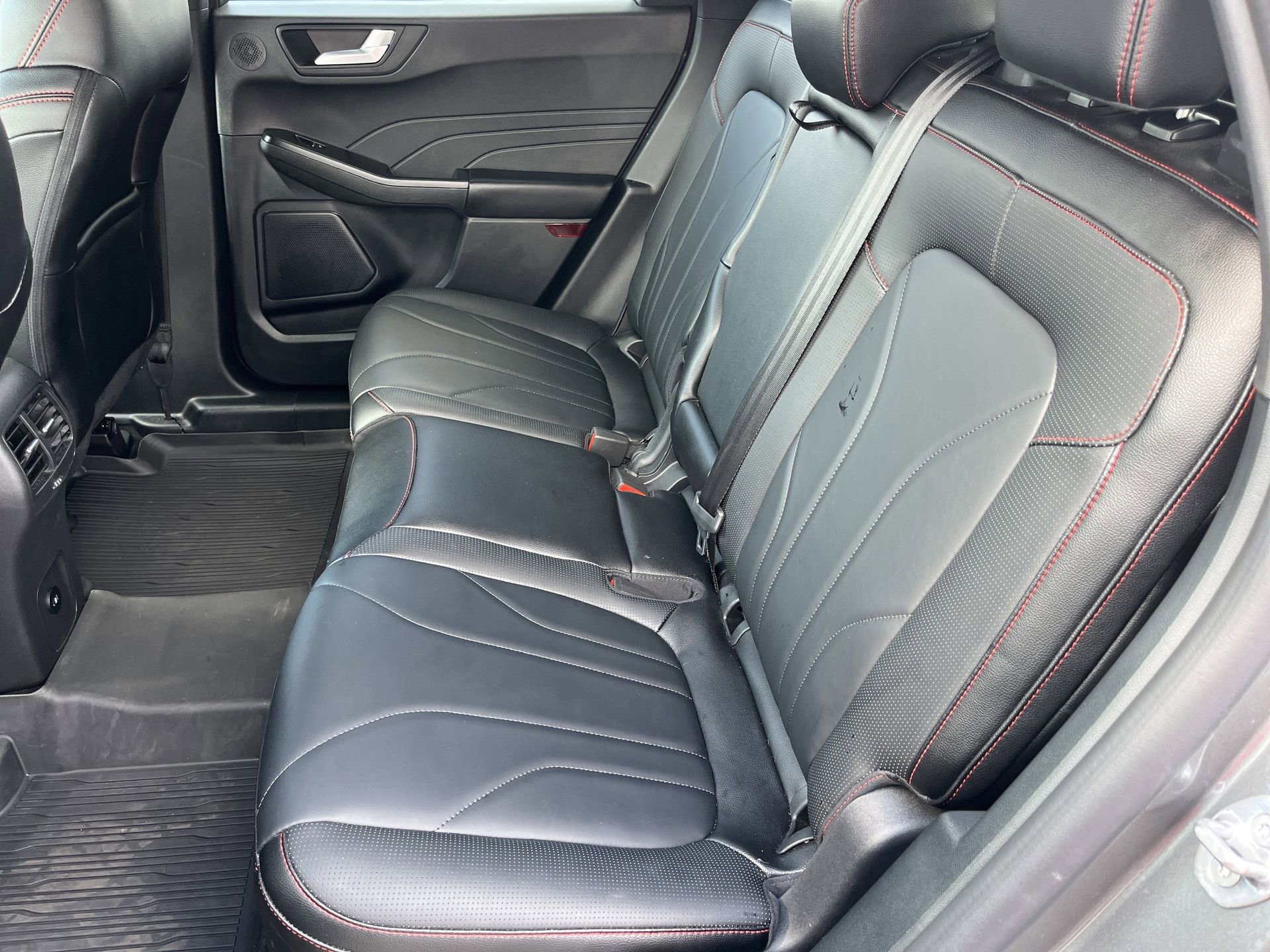 2025 Ford Escape ST-Line Elite