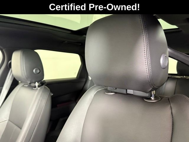 2026 Land Rover Range Rover Velar Dynamic SE