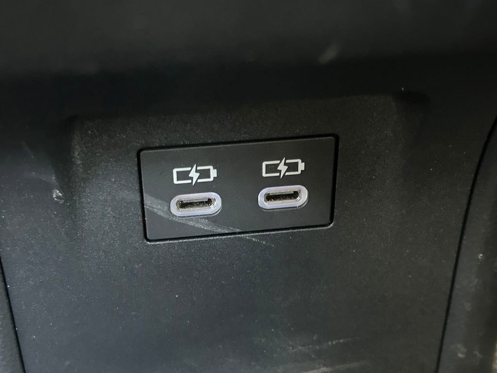 2025 Toyota Prius XLE