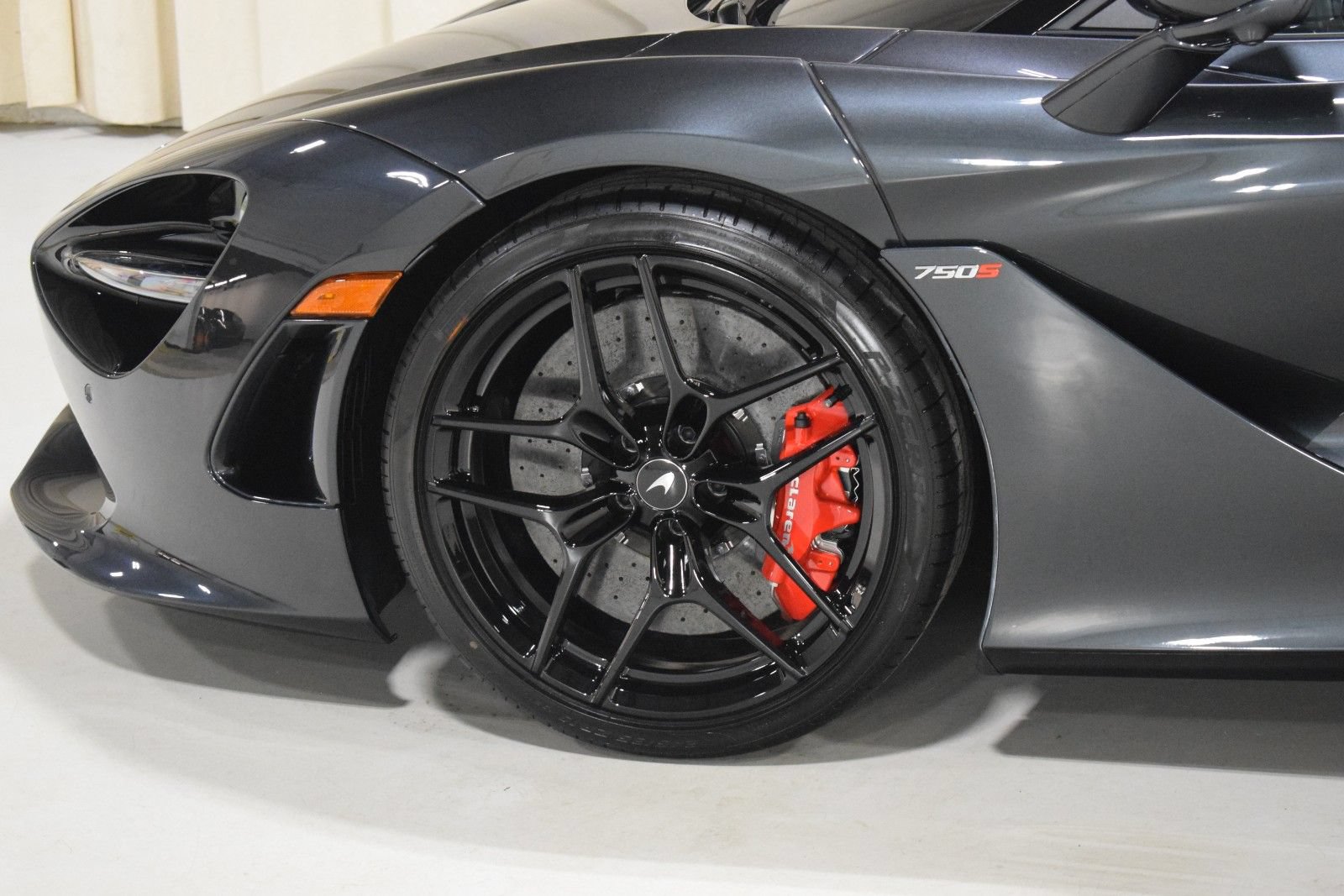 New 2026 McLaren 750S photo 6