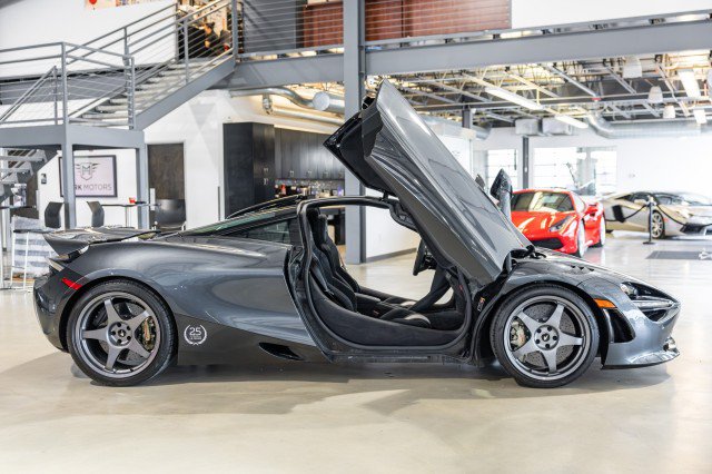 Used 2021 McLaren 720S Performance photo 8