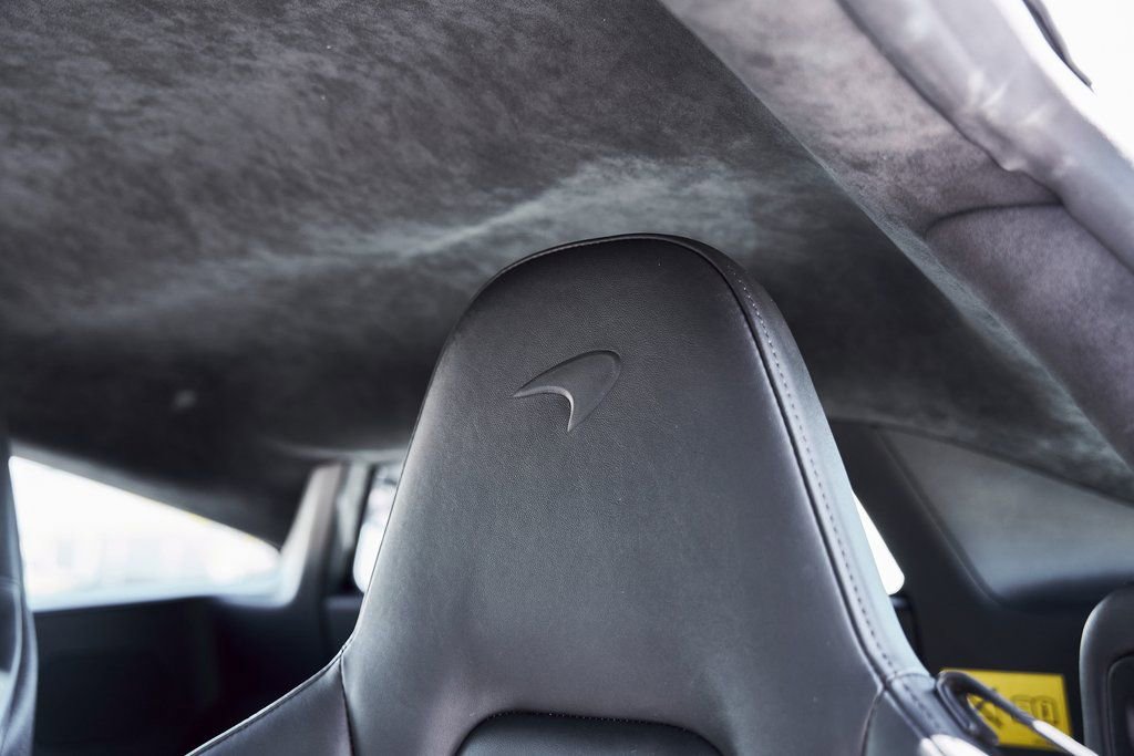 2012 McLaren MP4-12C Coupe