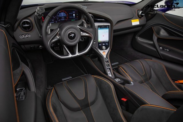 Used 2025 McLaren 750S Spider photo 9