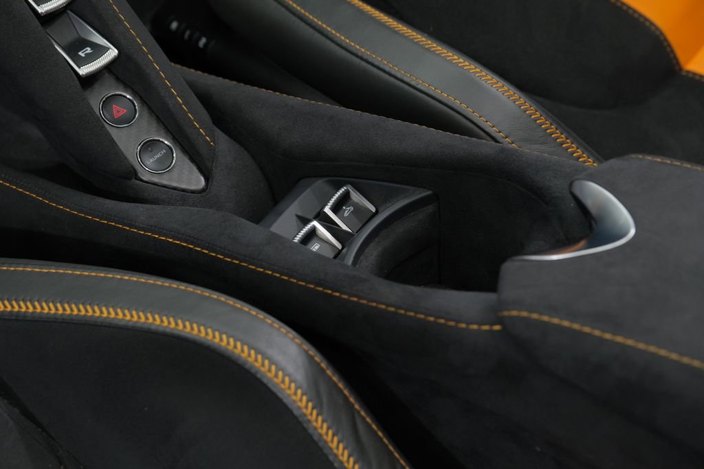 Used 2020 McLaren 720S Spider photo 17