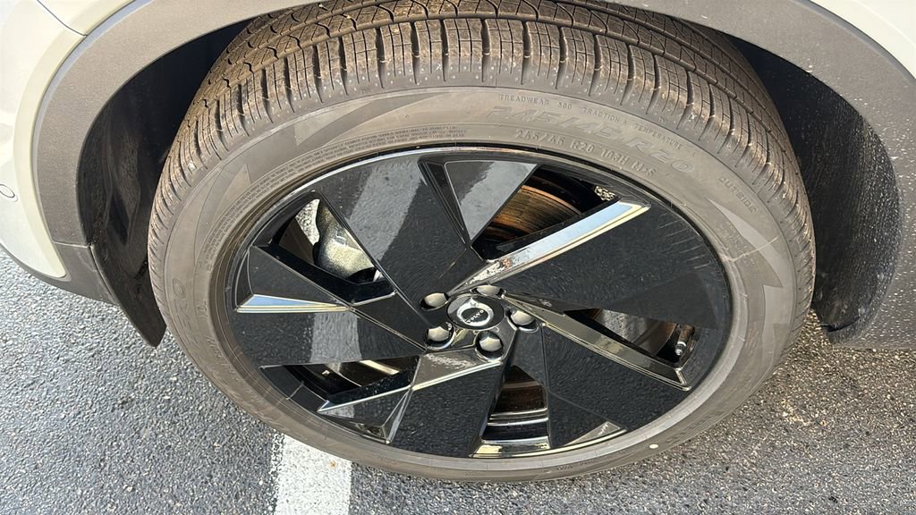 2026 Volvo Xc40 B5 Ultra