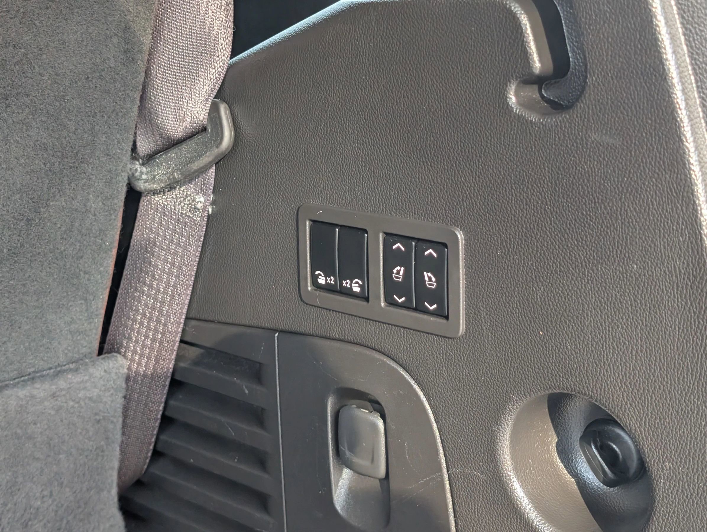 2016 Cadillac Escalade Luxury