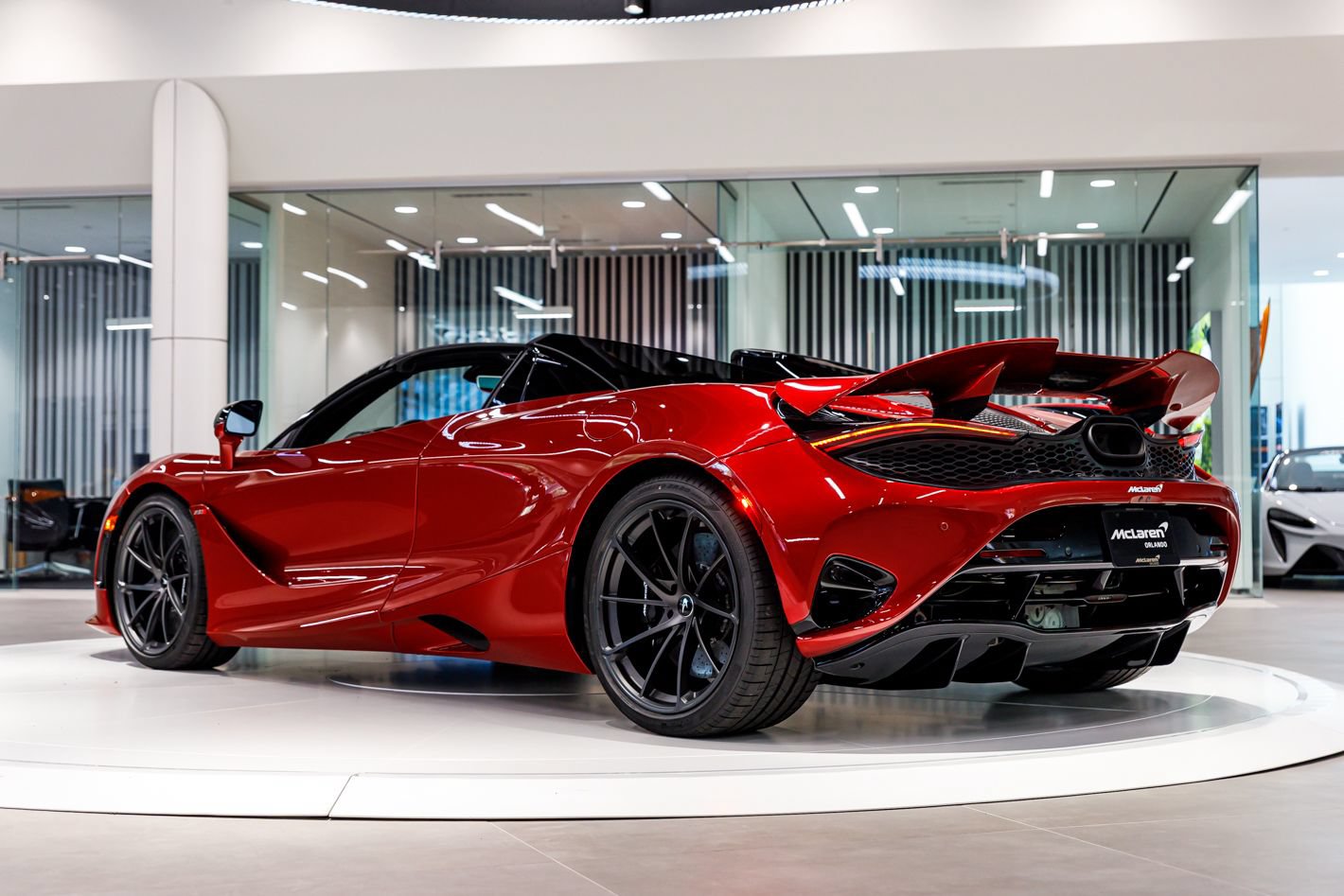 Used 2027 McLaren 750S Spider photo 28