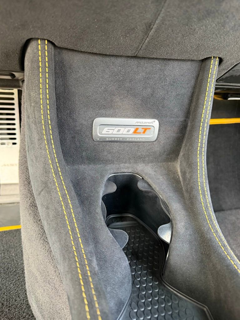 Used 2020 McLaren 600LT Spider photo 38