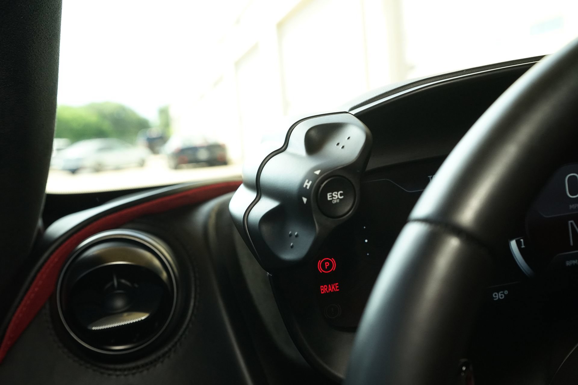 Used 2024 McLaren 750S Spider photo 31