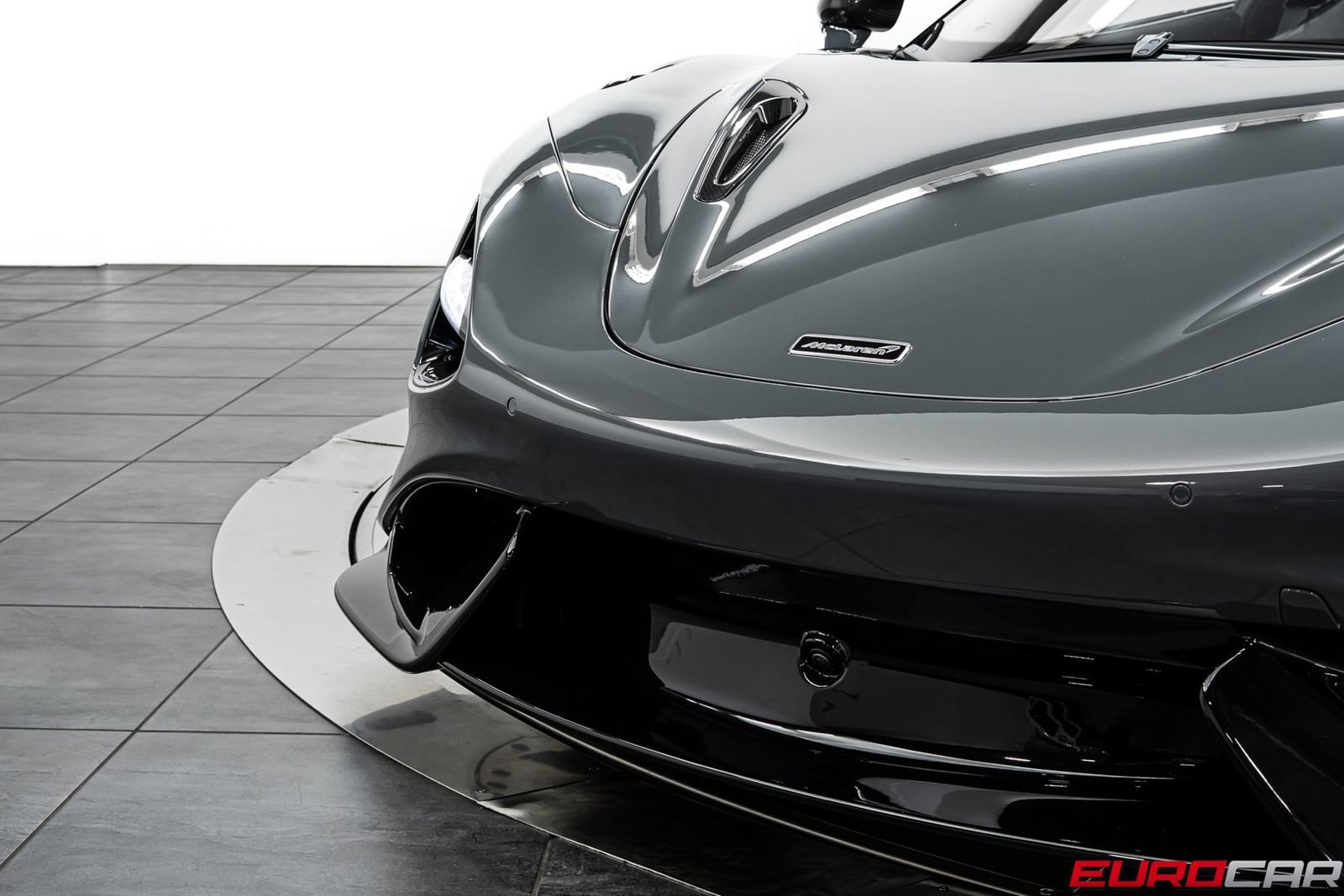 Used 2022 McLaren 765LT photo 15