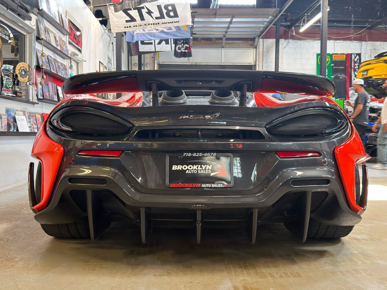 Used 2020 McLaren 600LT Spider photo 8