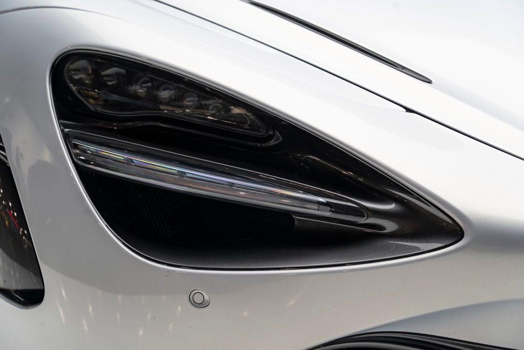 Used 2018 McLaren 720S Performance photo 52