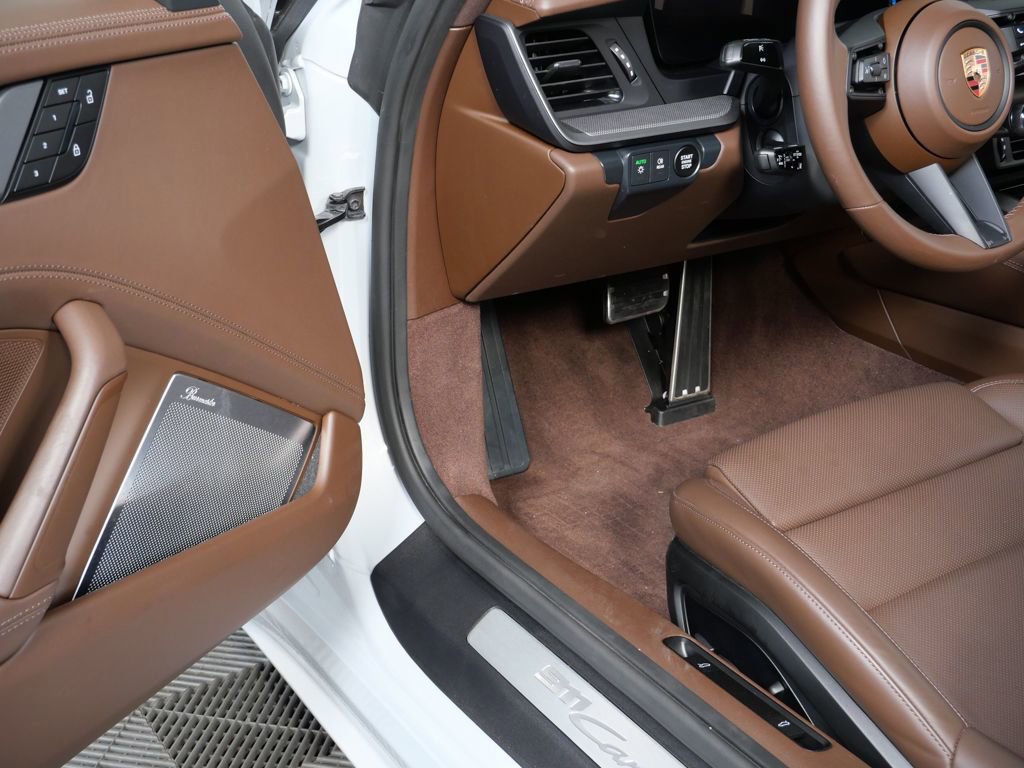 2025 Porsche 911 Carrera S