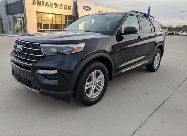 Certified 2024 Ford Explorer XLT w/ Equipment Group 202A
