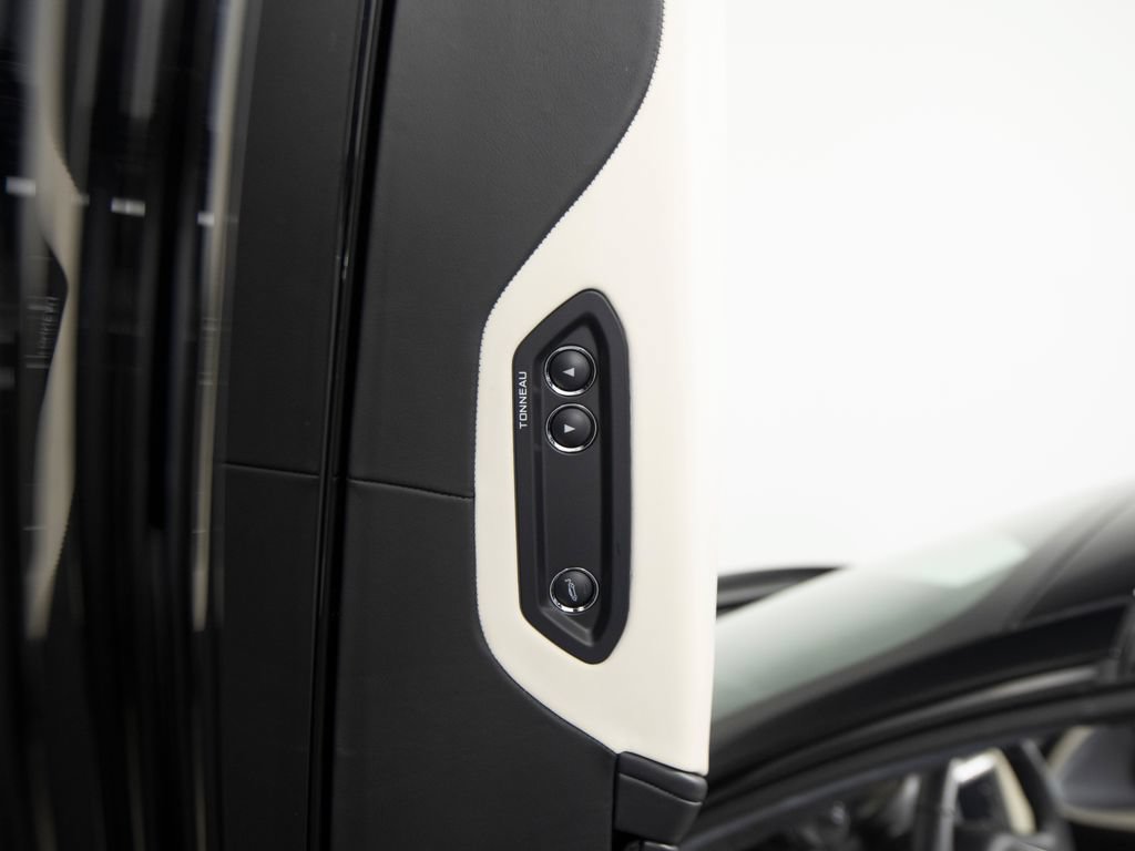 Used 2024 McLaren 750S Spider photo 12
