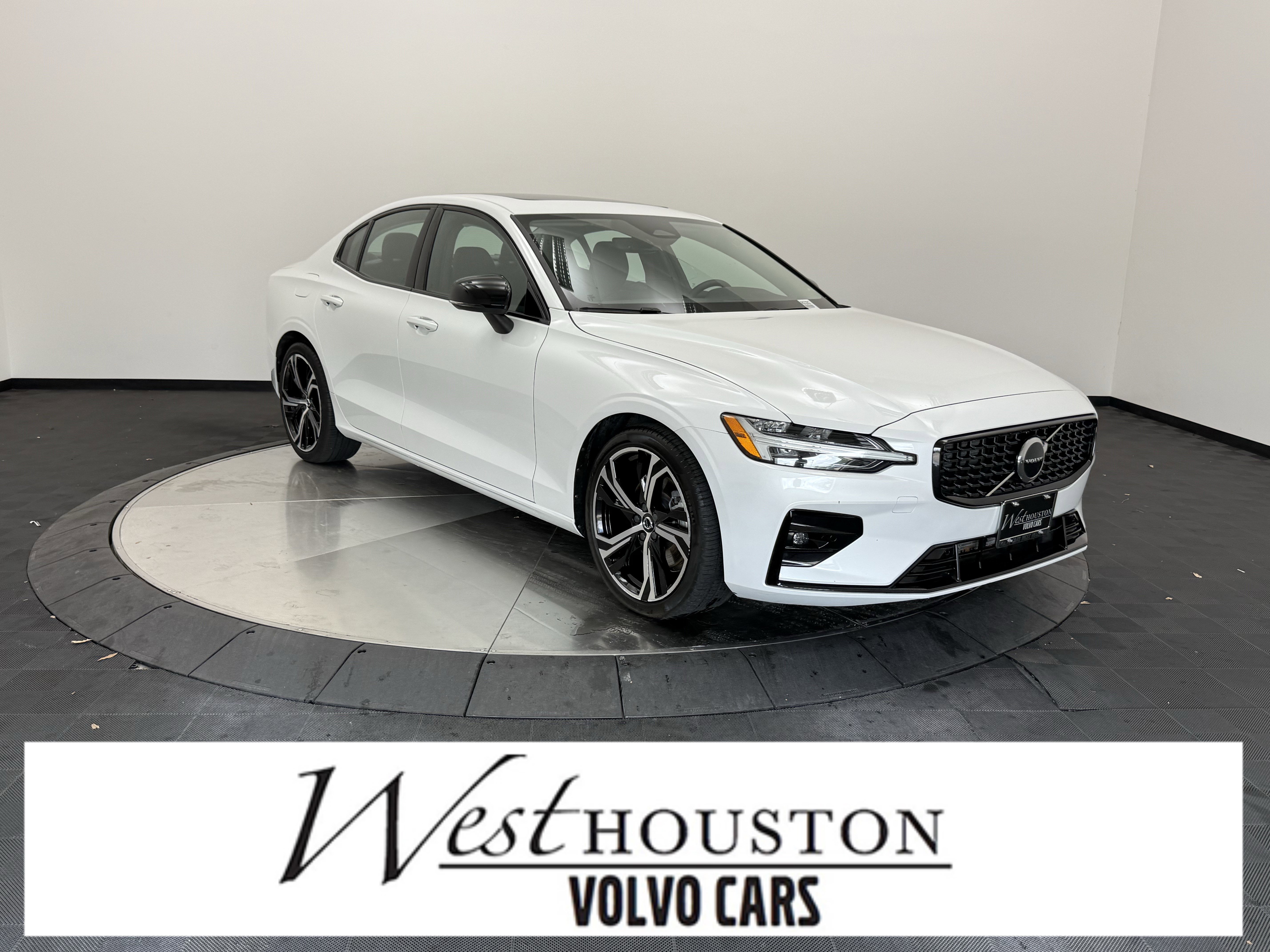 Used 2024 Volvo S60 B5 Core