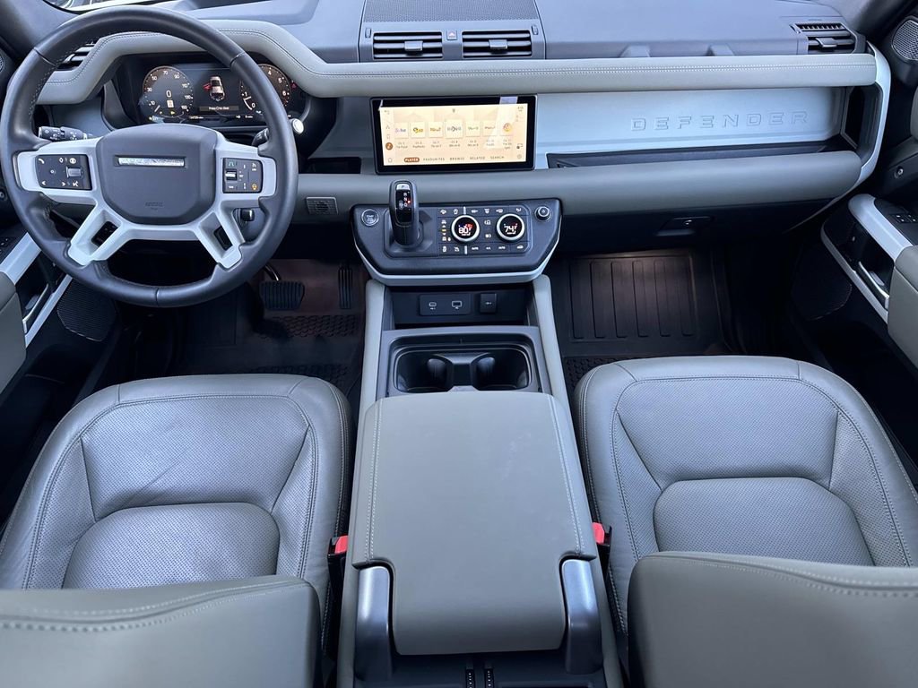 2024 Land Rover Defender 110 S