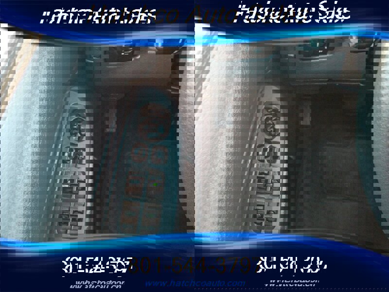 2004 Dodge Ram 2500 Truck SLT