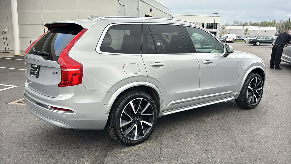 2023 Volvo Xc90 B6 Plus