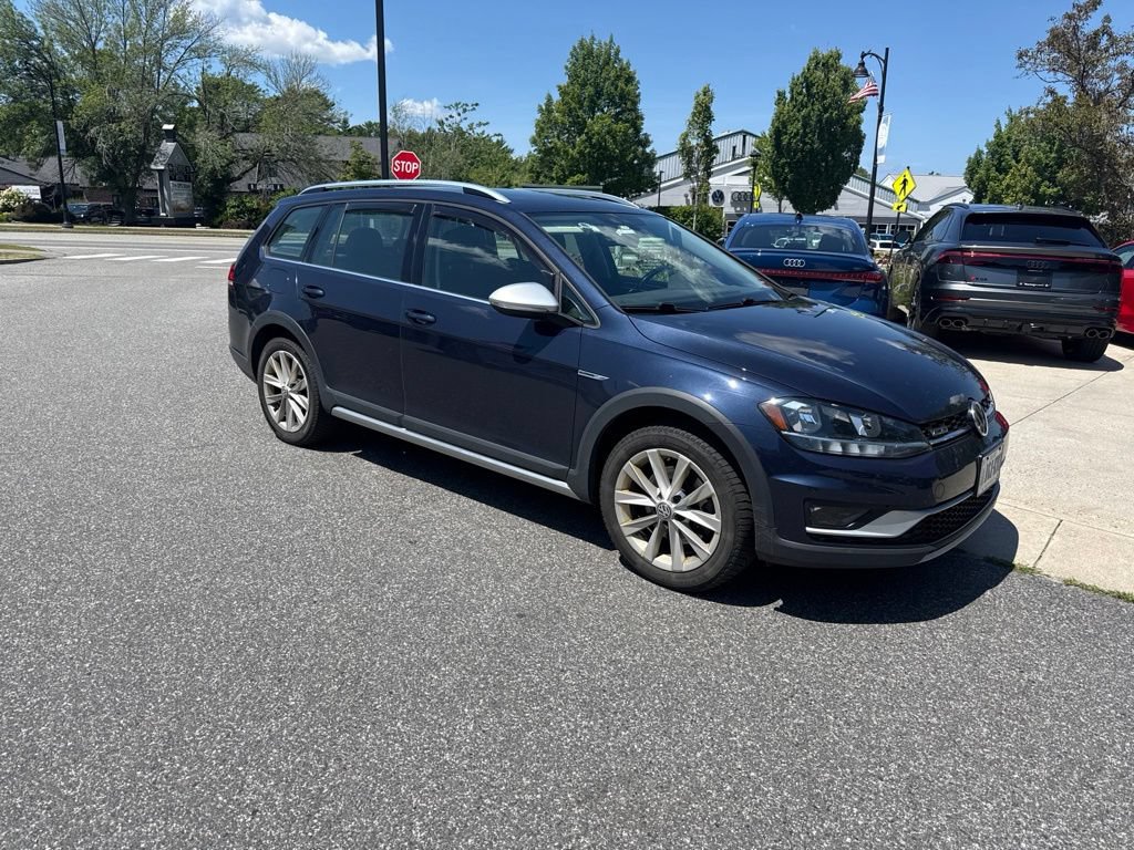 Used 2019 Volkswagen Golf Alltrack S