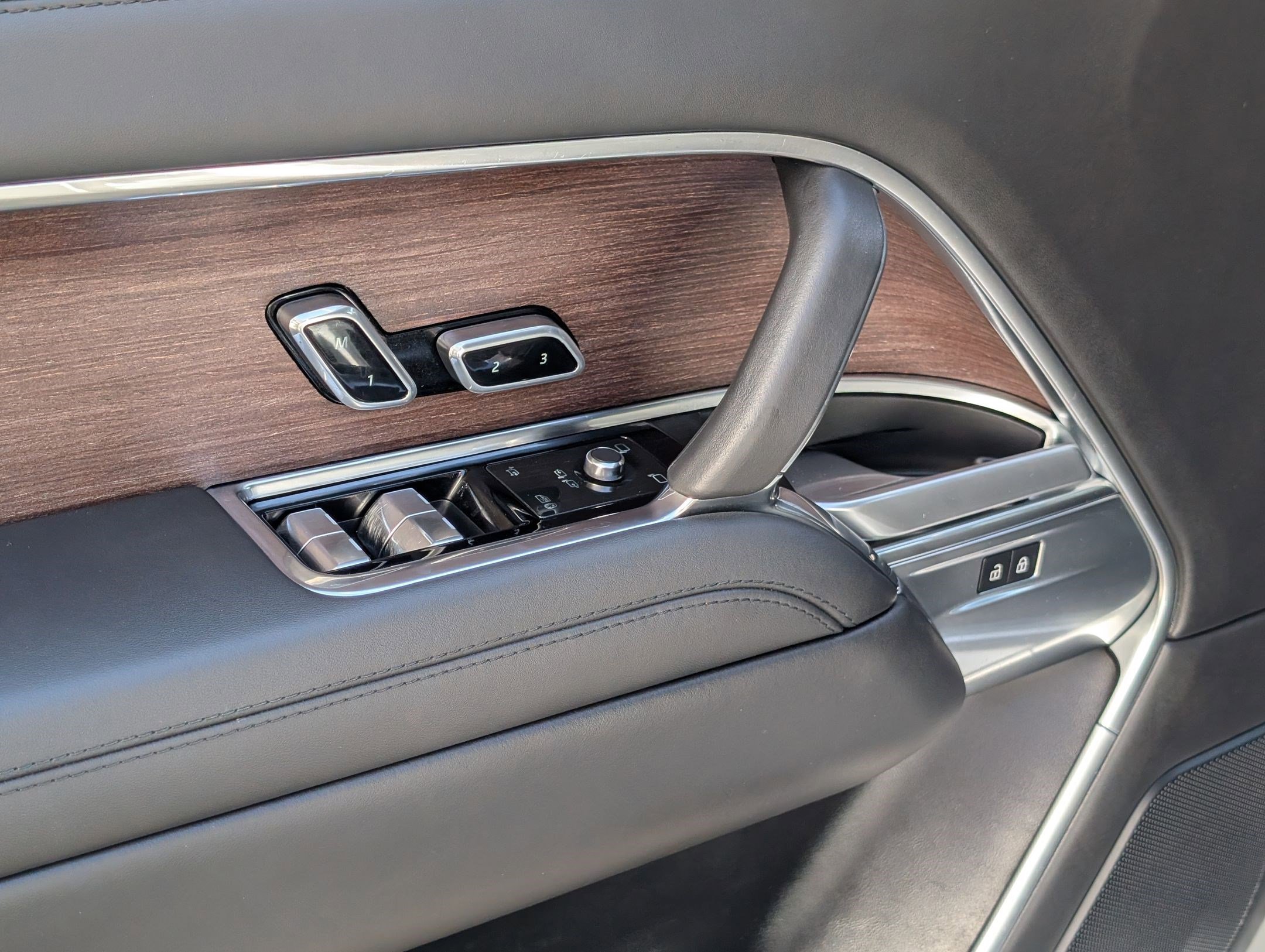 2023 Land Rover Range Rover Autobiography