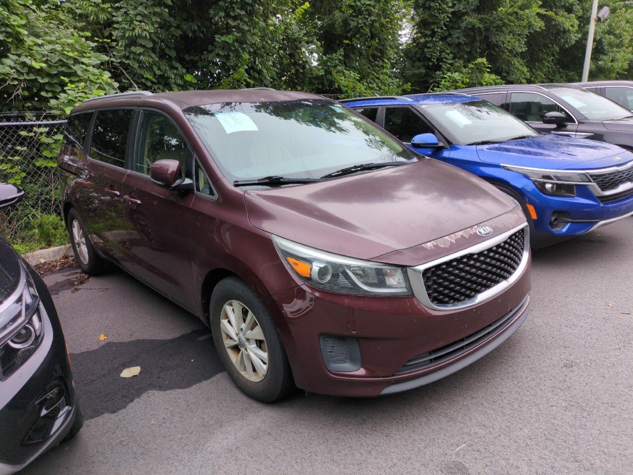 Used 2017 Kia Sedona LX w/ LX Essentials Premium Package