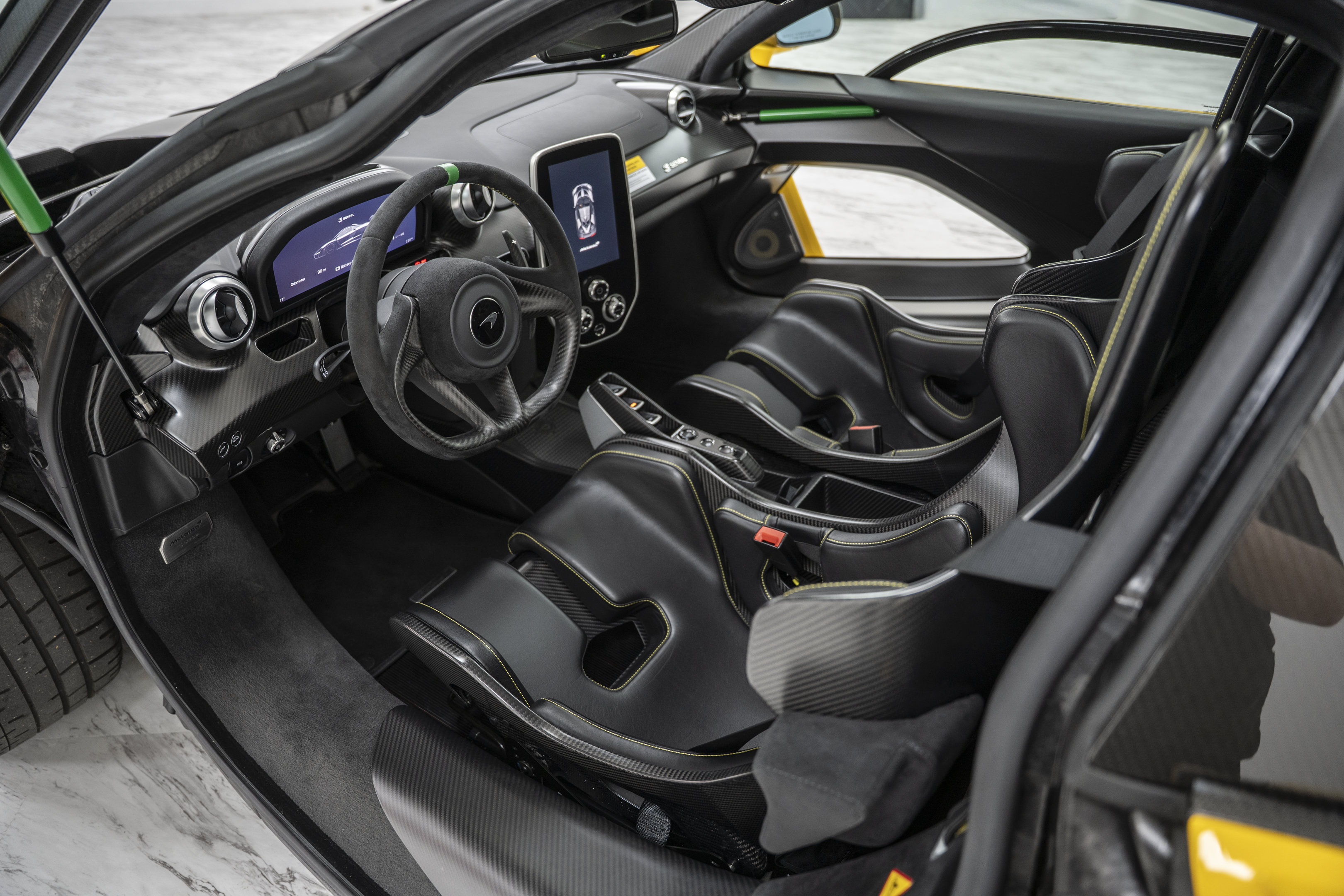 Used 2019 McLaren Senna photo 32