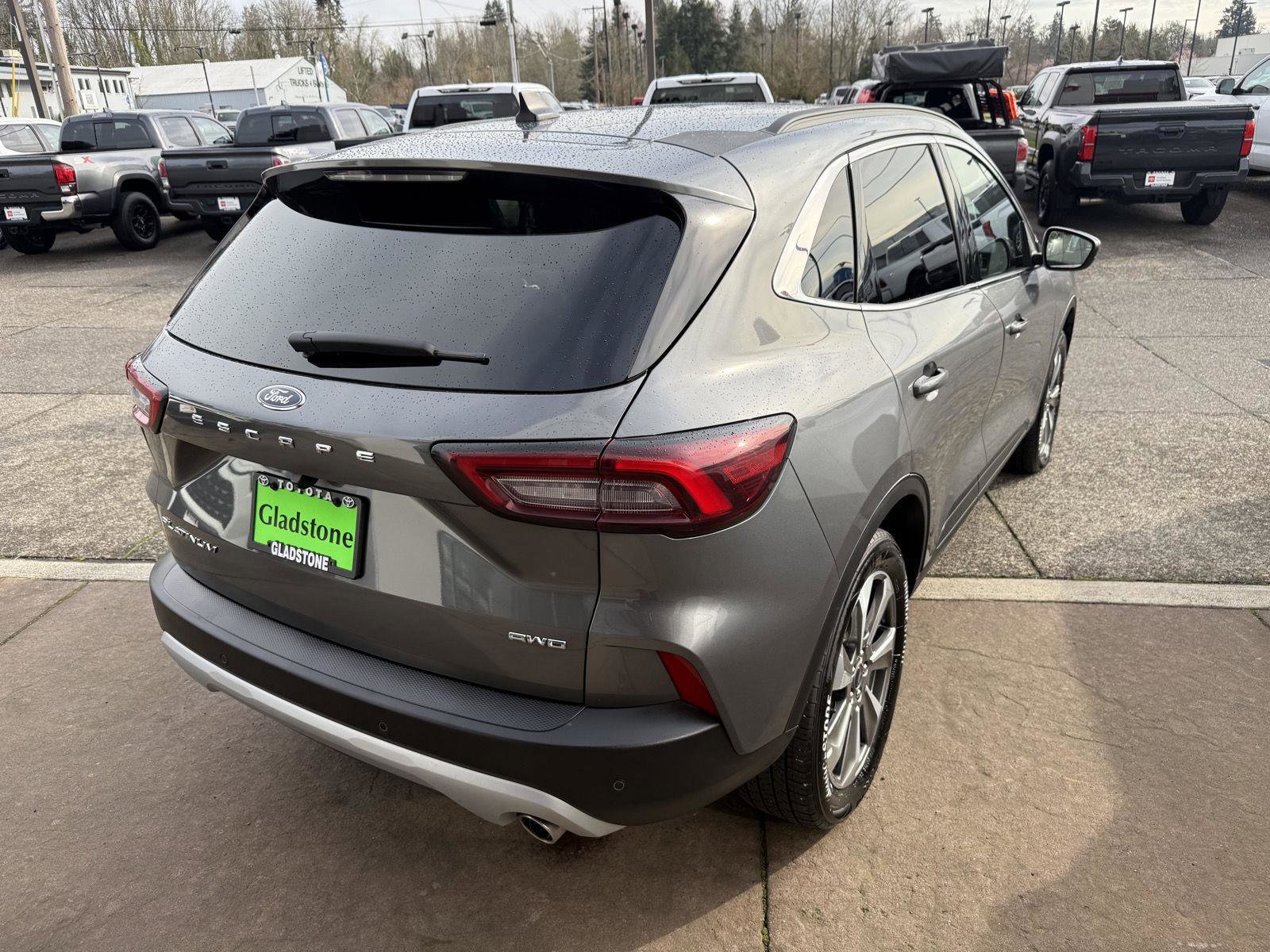 2025 Ford Escape Platinum