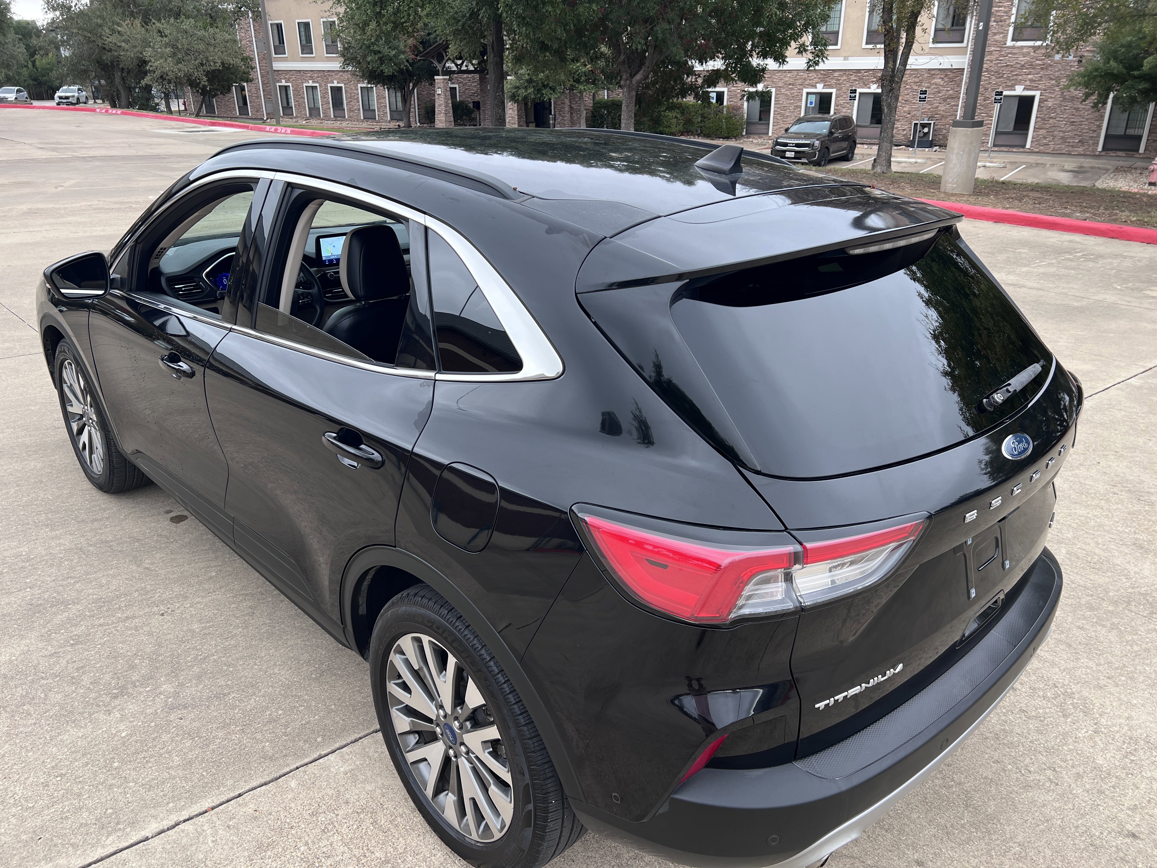 2020 Ford Escape Titanium