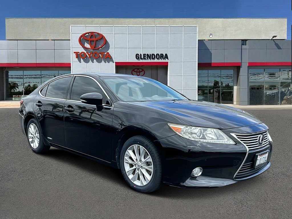2015 Lexus ES 300h