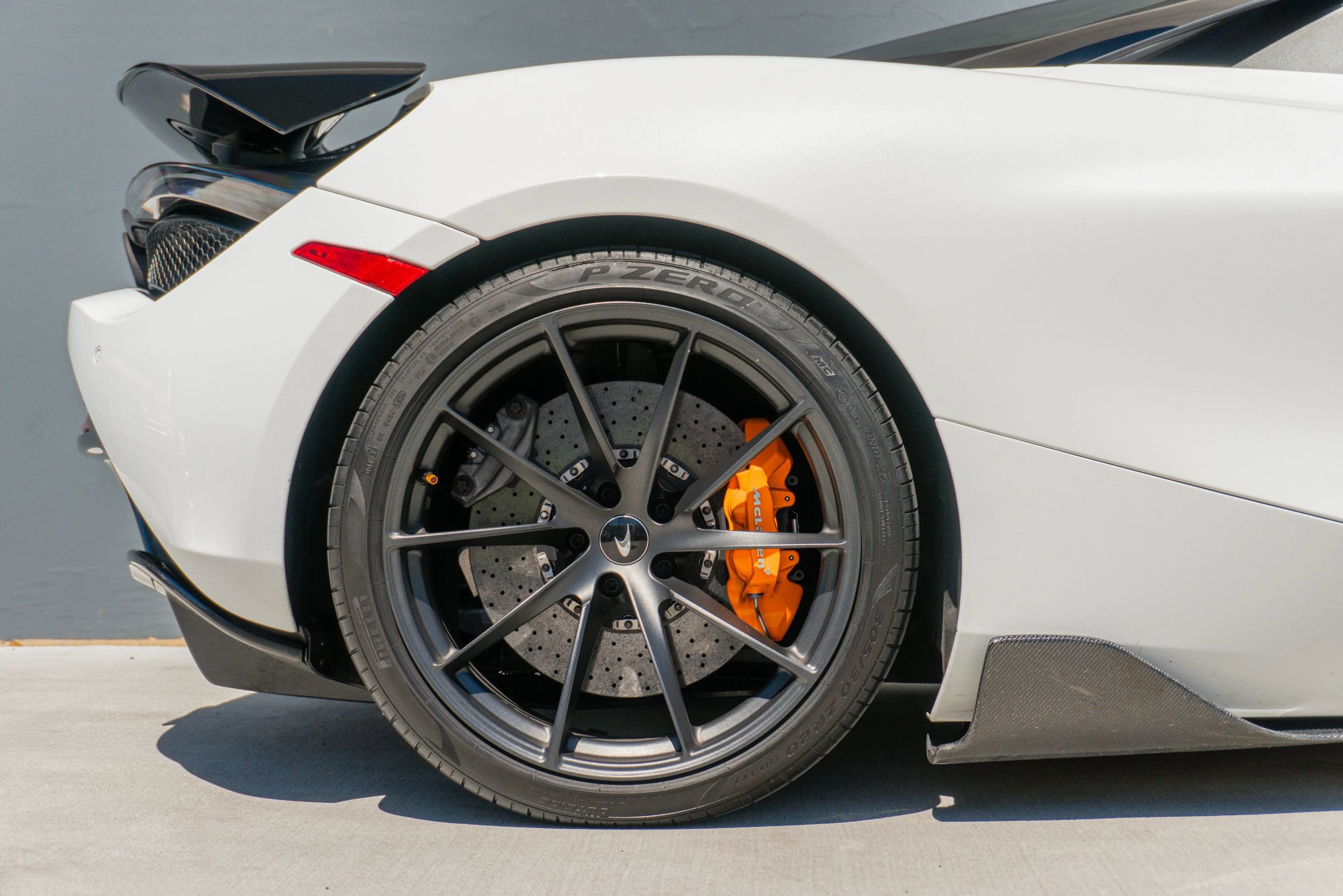 Used 2021 McLaren 720S Spider photo 36