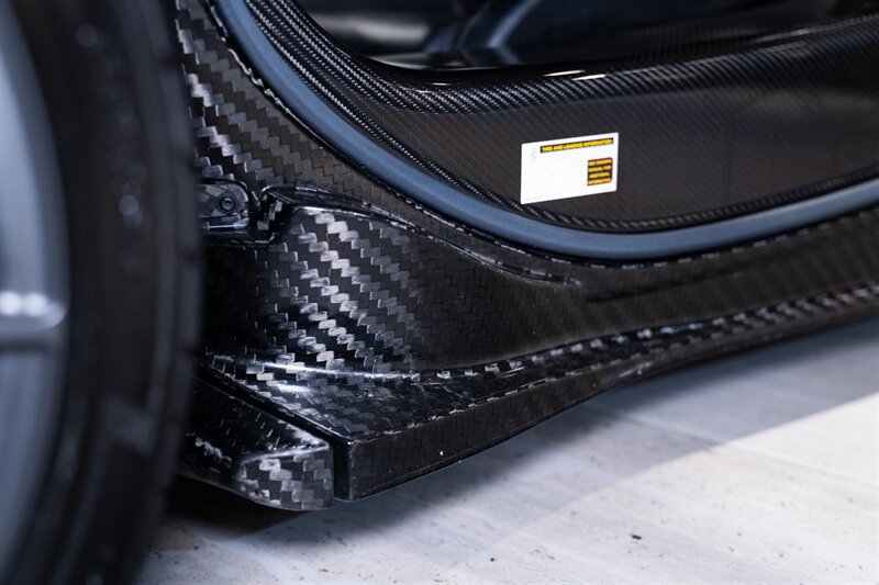 Used 2014 McLaren P1 photo 16