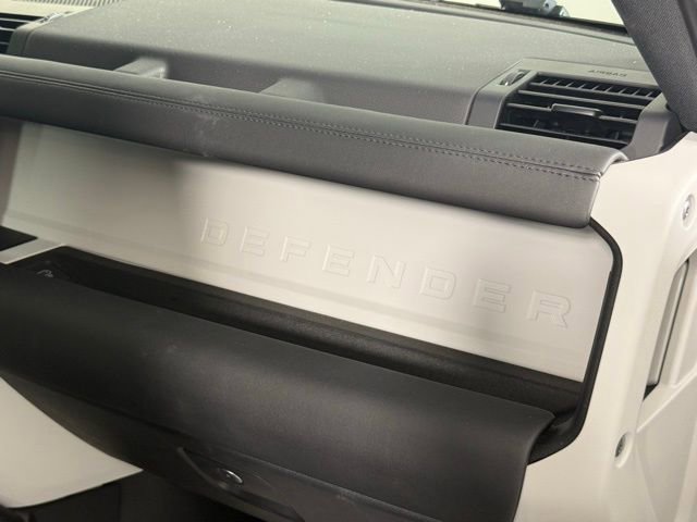 2025 Land Rover Defender 110 S