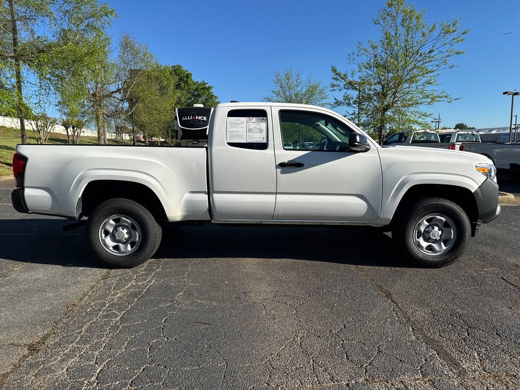 2022 Toyota Tacoma SR