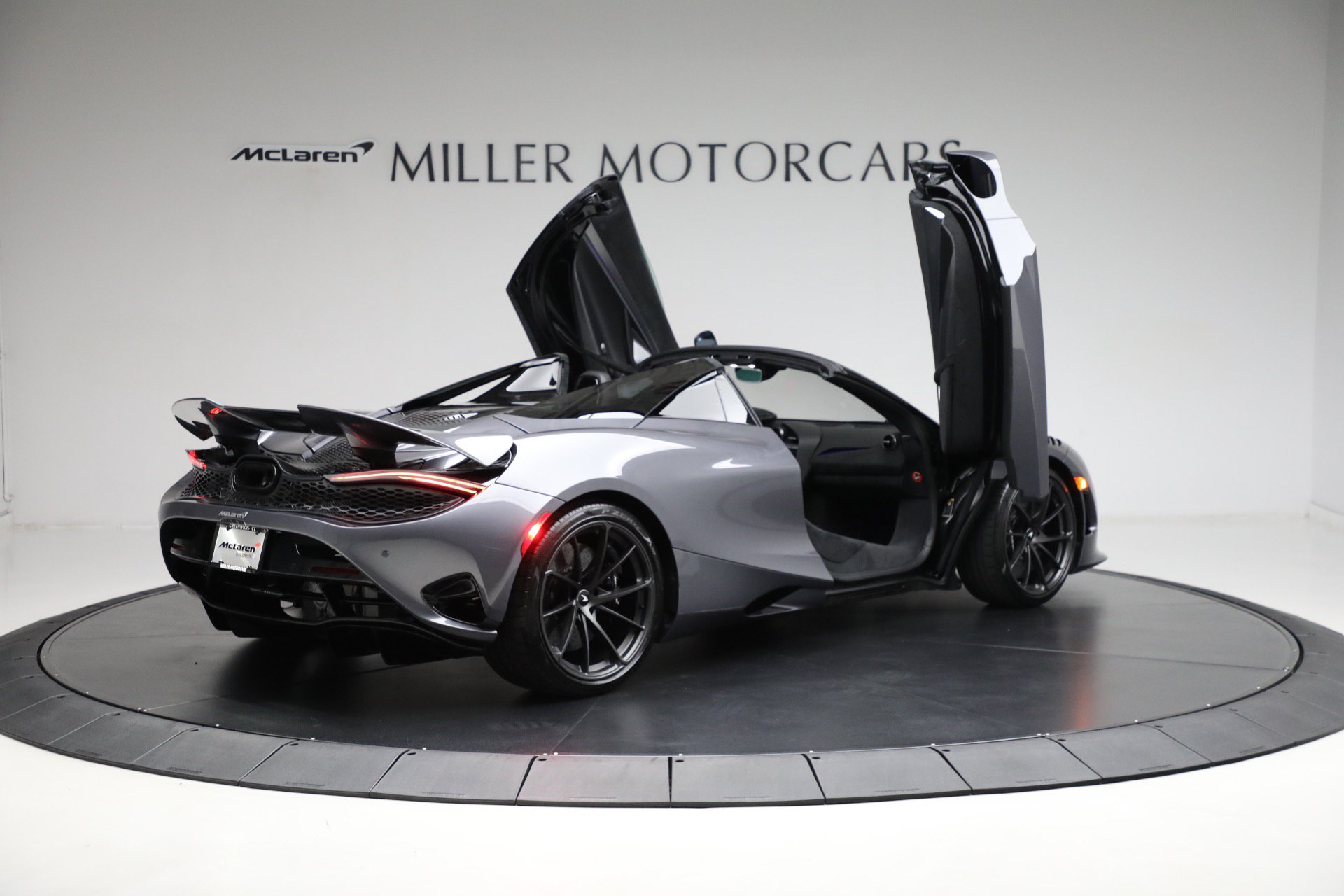 Used 2024 McLaren 750S Spider photo 22