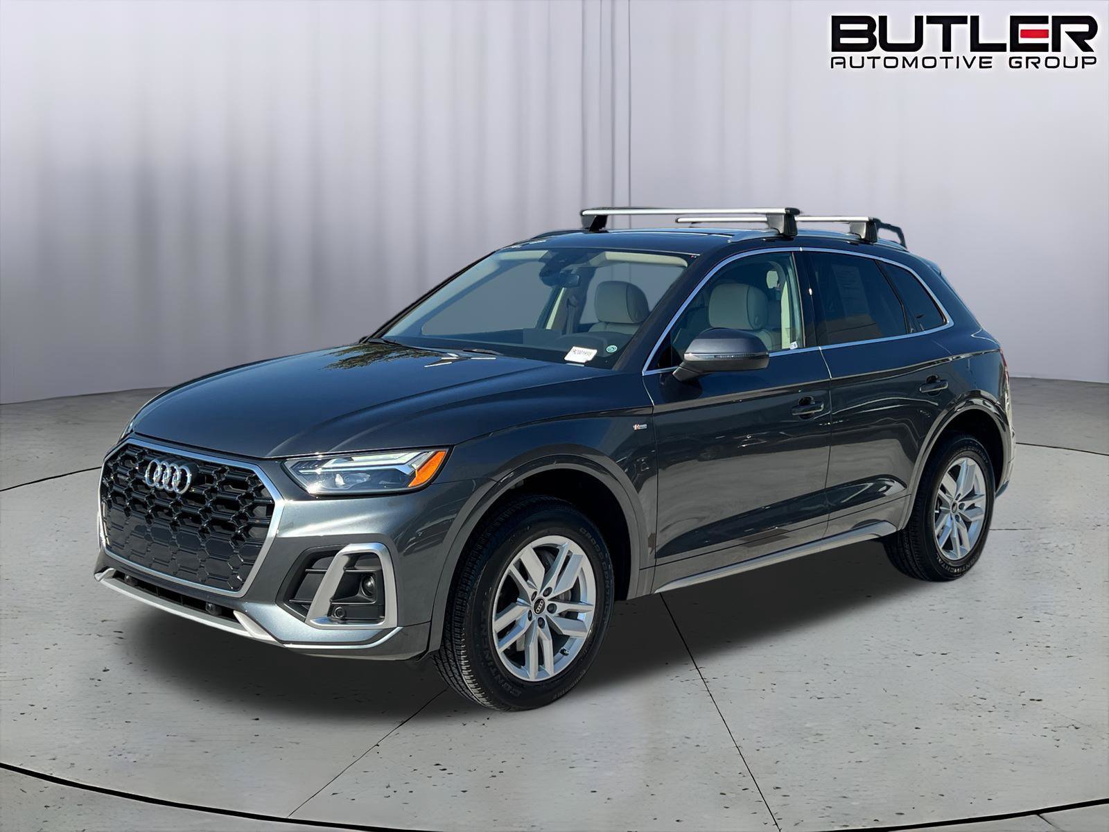 Certified 2024 Audi Q5 2.0T Premium w/ Convenience Package