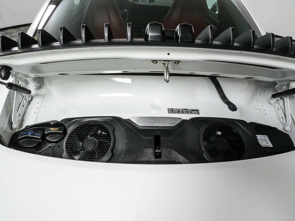 2020 Porsche 911 Carrera