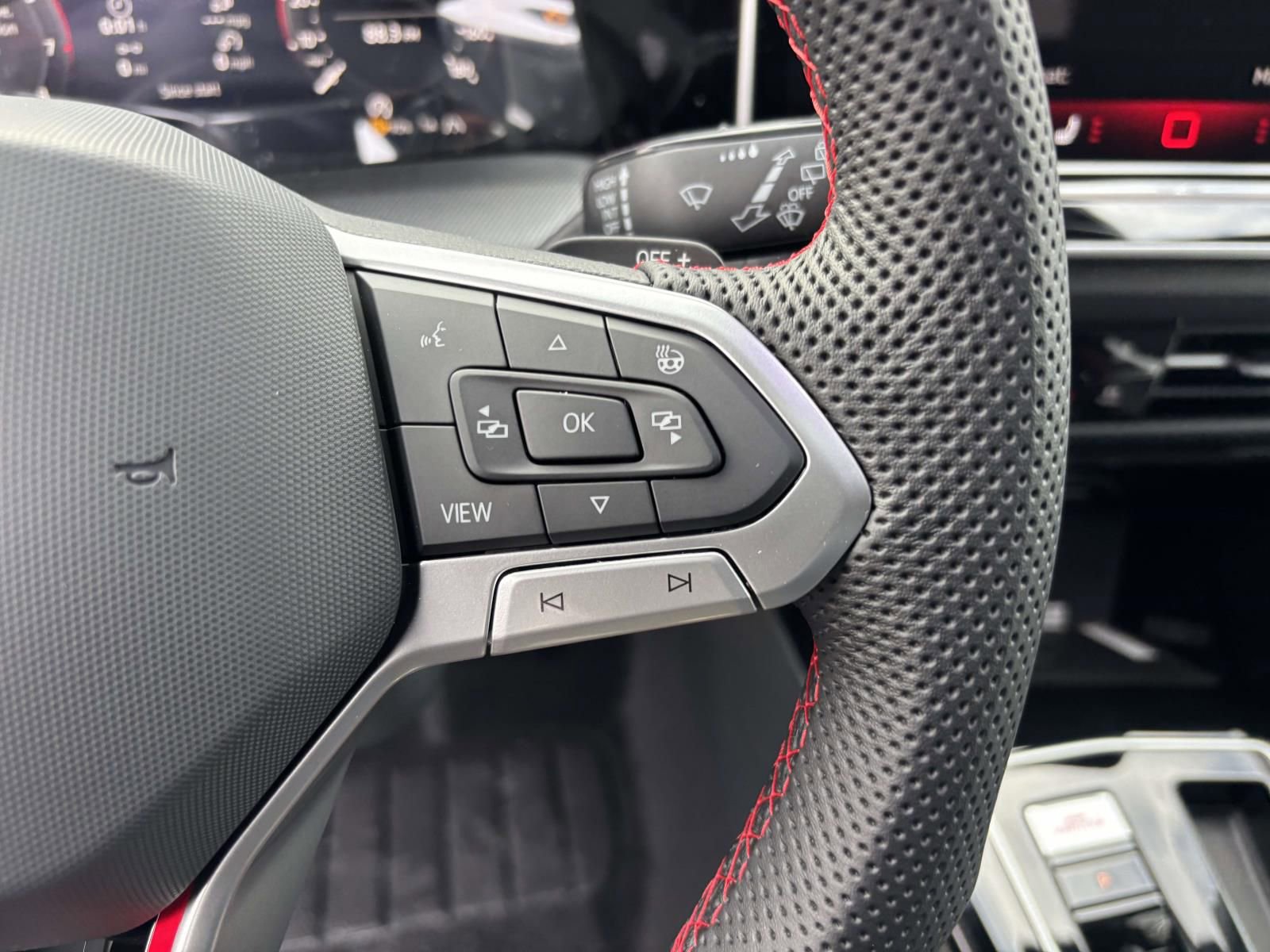 2026 Volkswagen GTI SE