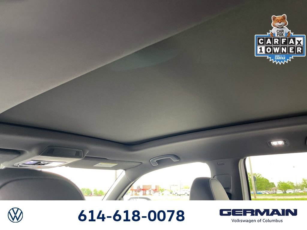 2024 Volkswagen Atlas Cross Sport SEL Premium R-Line