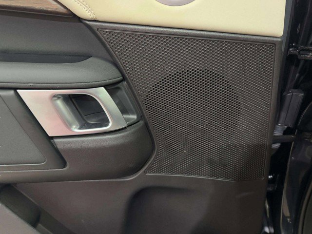 2017 Land Rover Discovery HSE