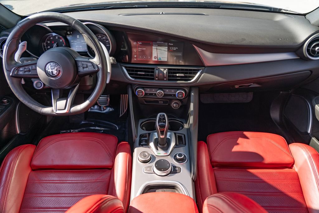 2023 Alfa Romeo Giulia Veloce