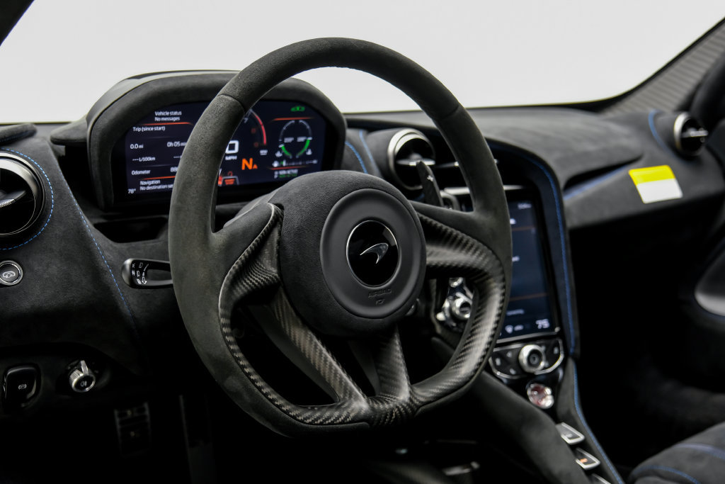 Used 2021 McLaren 765LT photo 17