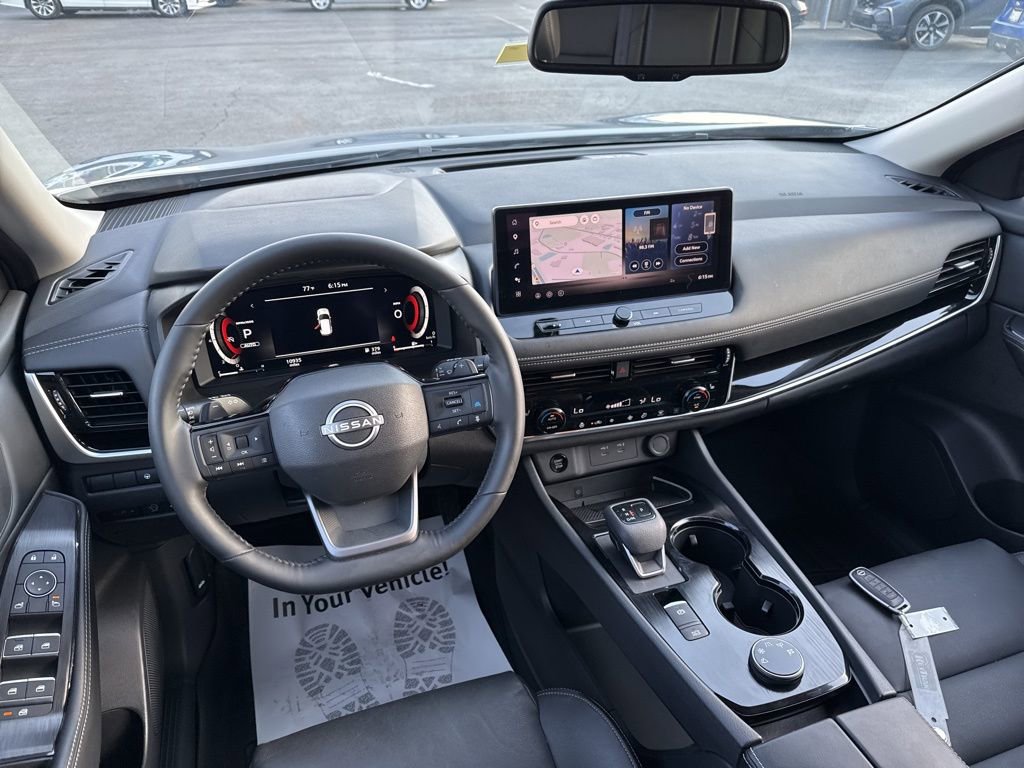 2025 Nissan Rogue SL