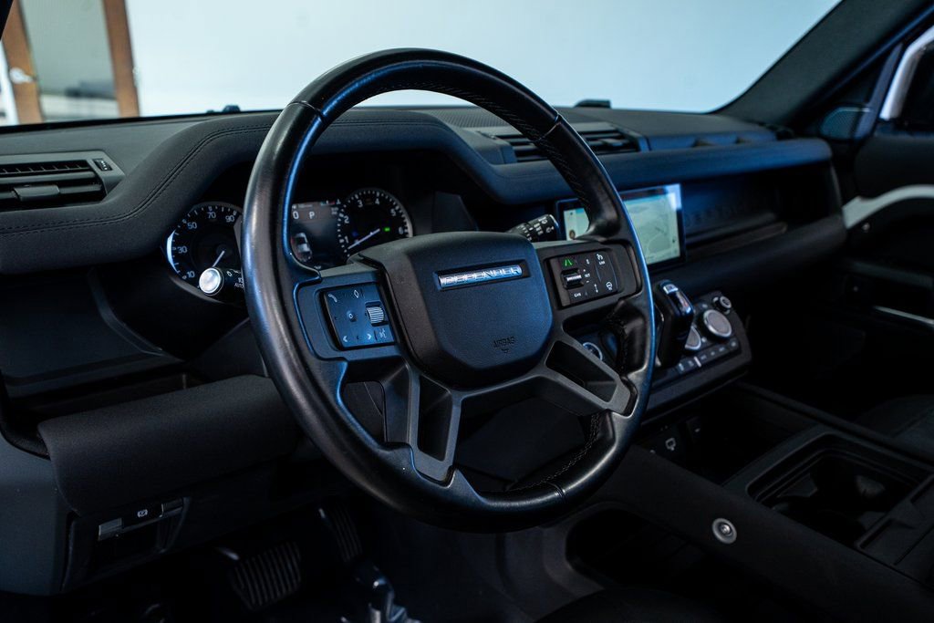 2023 Land Rover Defender 110 X-Dynamic SE